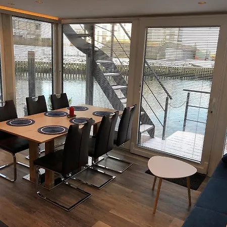 Marinavilla Bateau-hôtel Nykøbing Falster