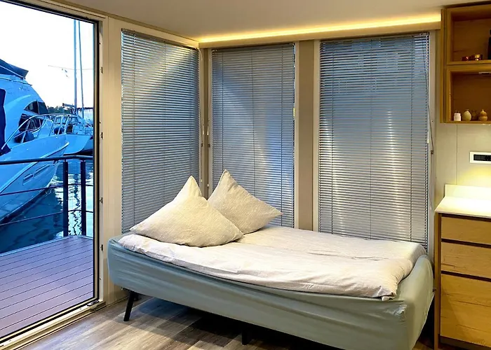 船上ホテル Marinavilla Nykøbing Falster